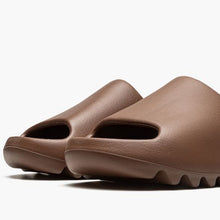 Load image into Gallery viewer, Adidas Yeezy Slide "Flax"