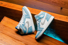 Load image into Gallery viewer, Nike Air Jordan 1 "Hyper Royal"