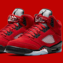 Load image into Gallery viewer, Nike Jordan 5 "Raging Bull"